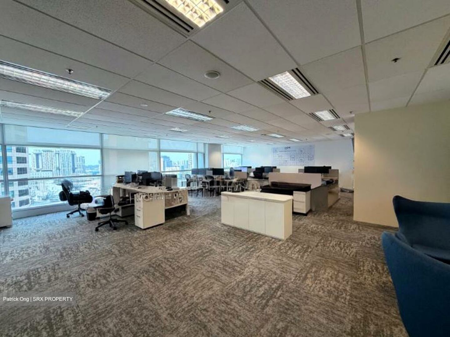 Bank Of China Building (D1), Office #524786801